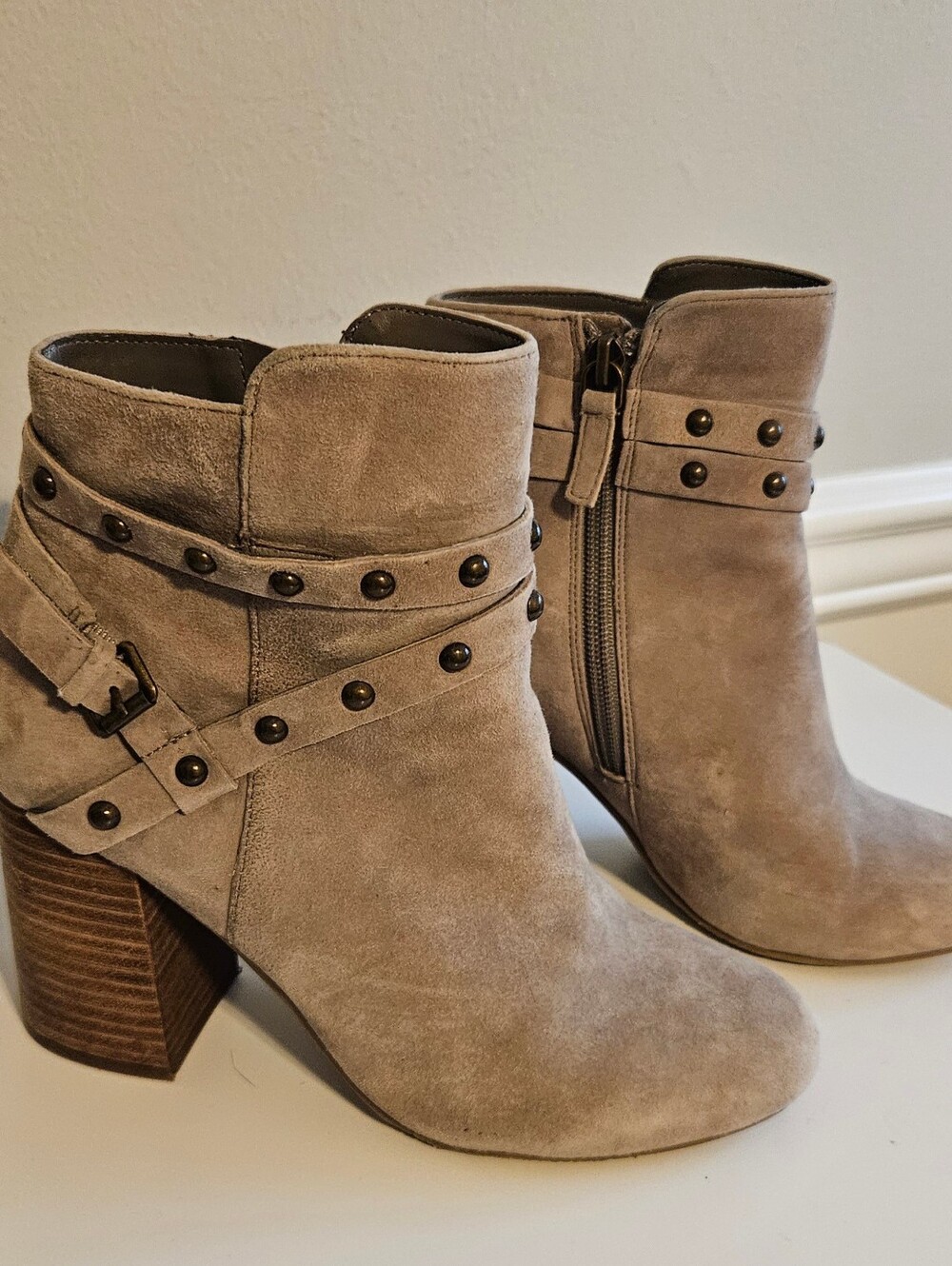 Nordstrom B.P. Women’s Gray Suede Studded Ankle Boots - SZ 7